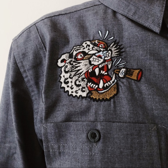 Men’s Iron Fist Havana TigersWoven Button Up - Picture 3 of 7